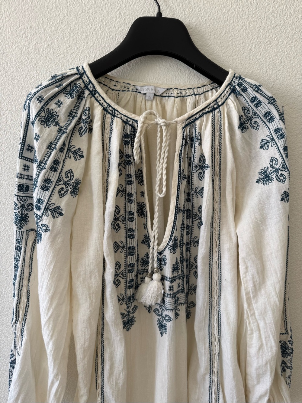 Anthropologie Cream Tunic with Navy Blue Embroidery